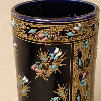 gammel vase porcelæn dybblå med guld og farvede blomster genbrugs porcelæn 